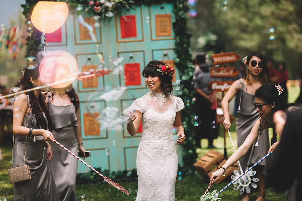 Photo by Fire, Wood and Earth Photography. theweddingnotebook.com