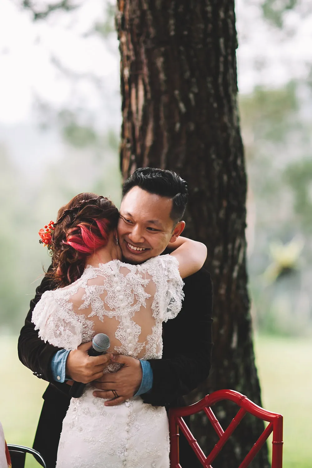 Photo by Fire, Wood and Earth Photography. theweddingnotebook.com