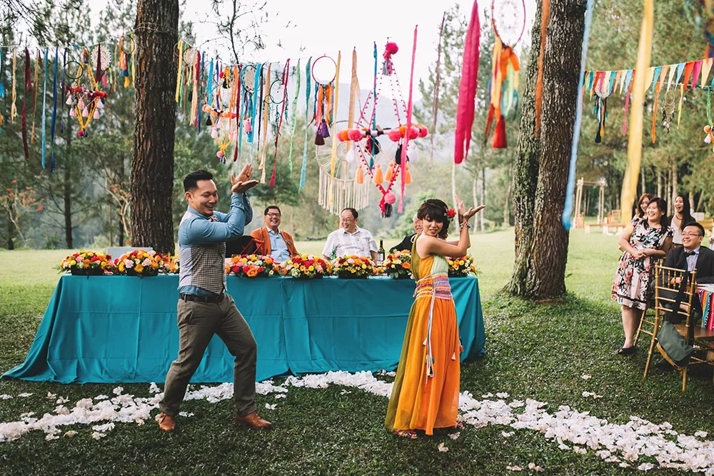 Photo by Fire, Wood and Earth Photography. theweddingnotebook.com