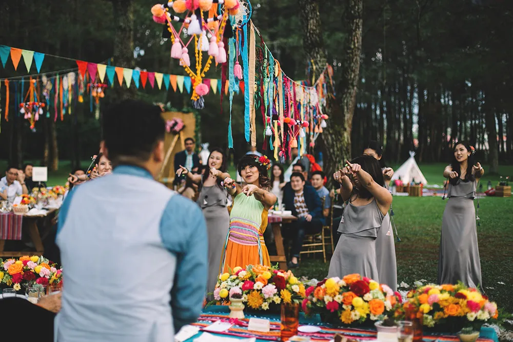 Photo by Fire, Wood and Earth Photography. theweddingnotebook.com