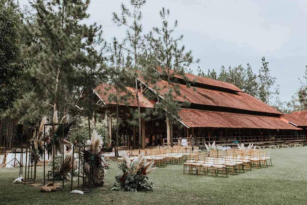 Zach Chin Photography. theweddingnotebook.com