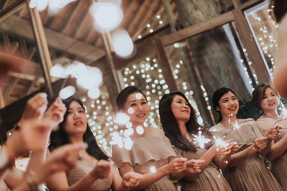 Zach Chin Photography. theweddingnotebook.com