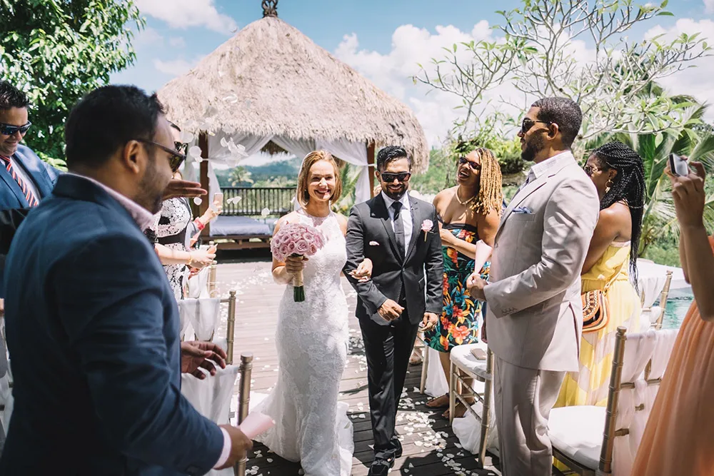 Photo by Gusmank Wedding Photography. theweddingnotebook.com