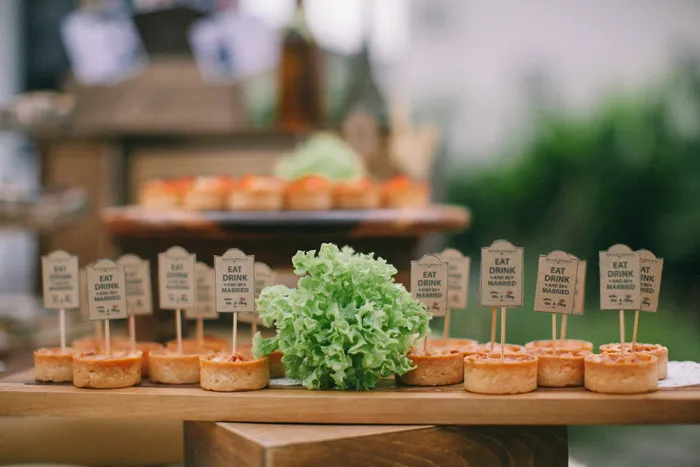 Photo by Memoir Click Studio. Event Styling by Yean. theweddingnotebook.com