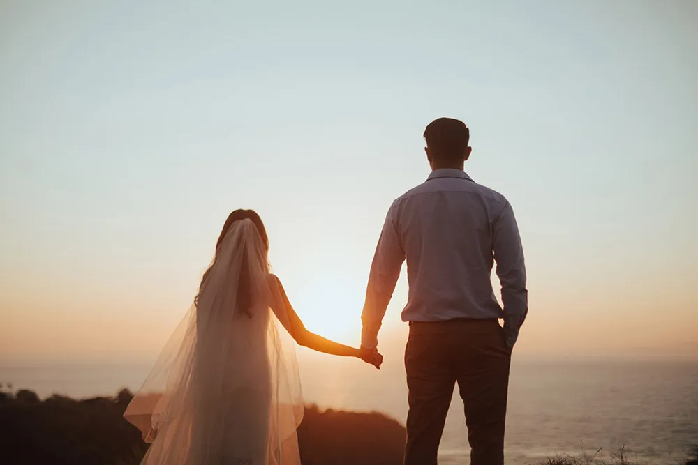 Photo by Fire Wood & Earth. theweddingnotebook.com