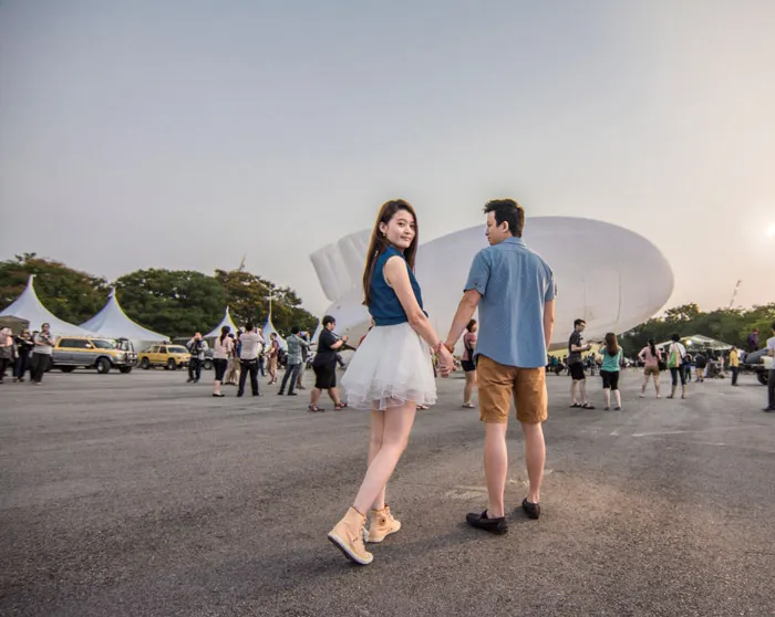 Photo by Shanghwan Photography. theweddingnotebook.com