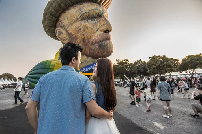 Photo by Shanghwan Photography. theweddingnotebook.com