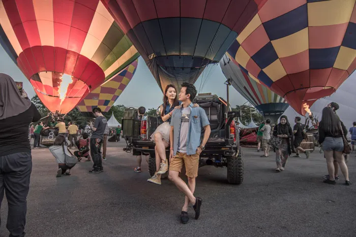 Photo by Shanghwan Photography. theweddingnotebook.com