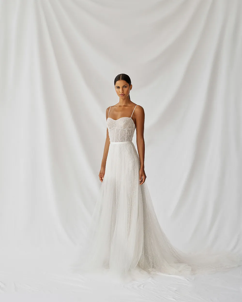 Alexandra Grecco Fall 2021 Bridal Collection. theweddingnotebook.com