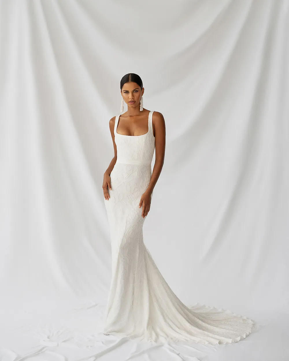 Alexandra Grecco Fall 2021 Bridal Collection. theweddingnotebook.com
