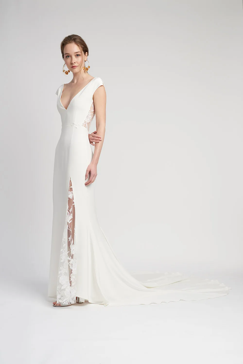 Alexandra Grecco 2020 Bridal Collection. theweddingnotebook.com