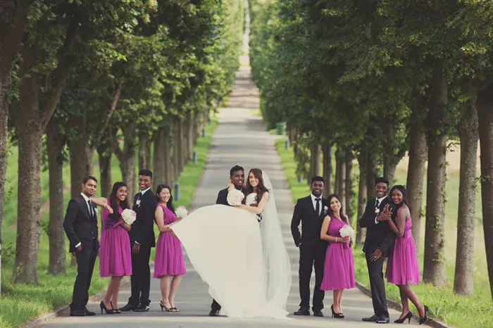 MunKeat of Frametudio. theweddingnotebook.com