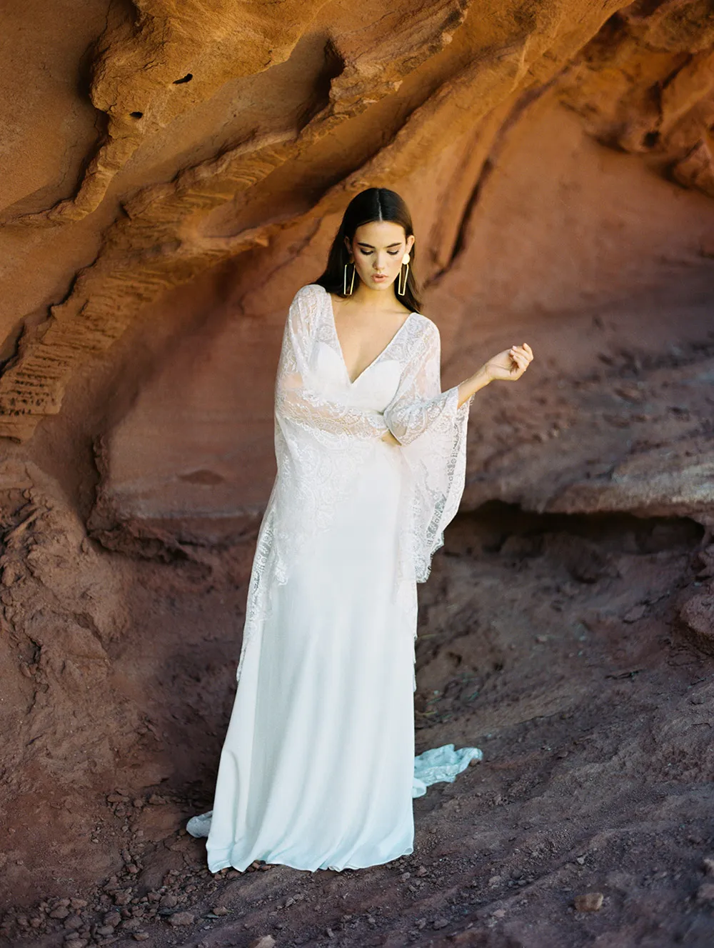 Opal - Wilderly Bride by Allure Bridals Spring 2018 Collection. theweddingnotebook.com