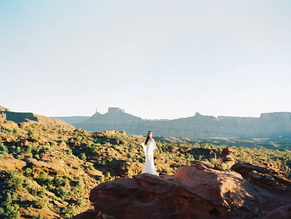 Opal - Wilderly Bride by Allure Bridals Spring 2018 Collection. theweddingnotebook.com
