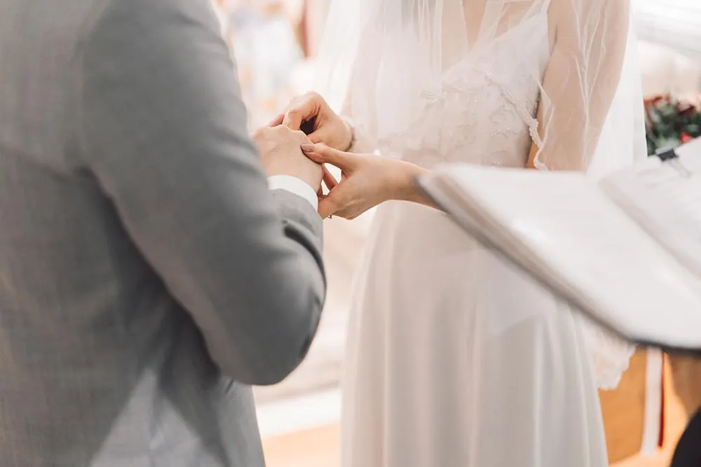 Jonlin Photography. theweddingnotebook.com