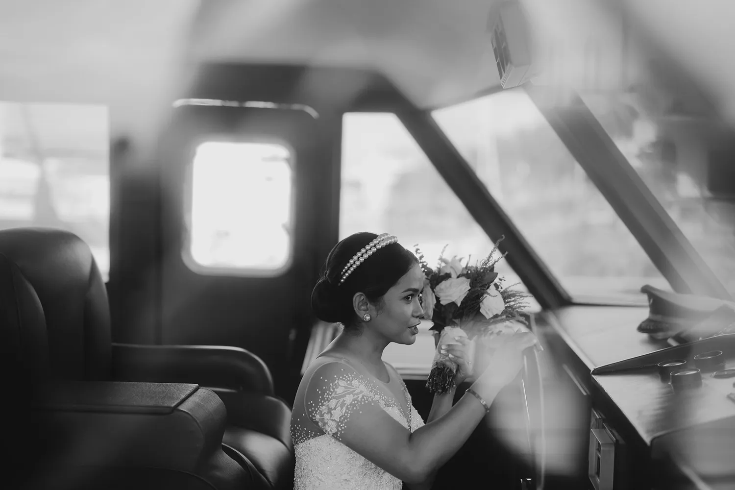 Photography by ProudRad. Yacht Wedding. theweddingnotebook.com