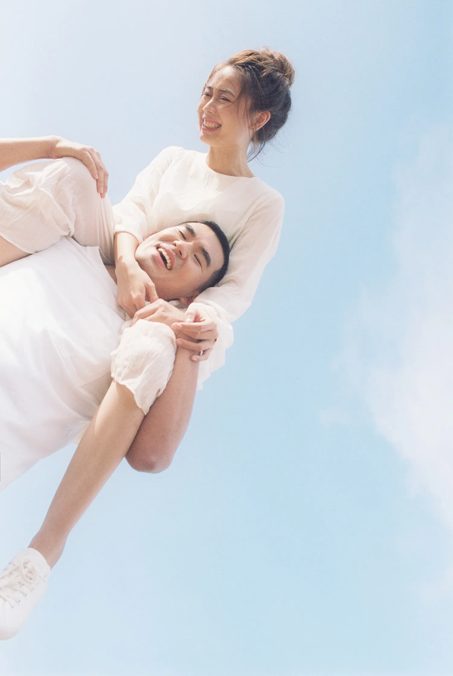 Sanren Studio. Bridal portraits in Batu Pahat. theweddingnotebook.com