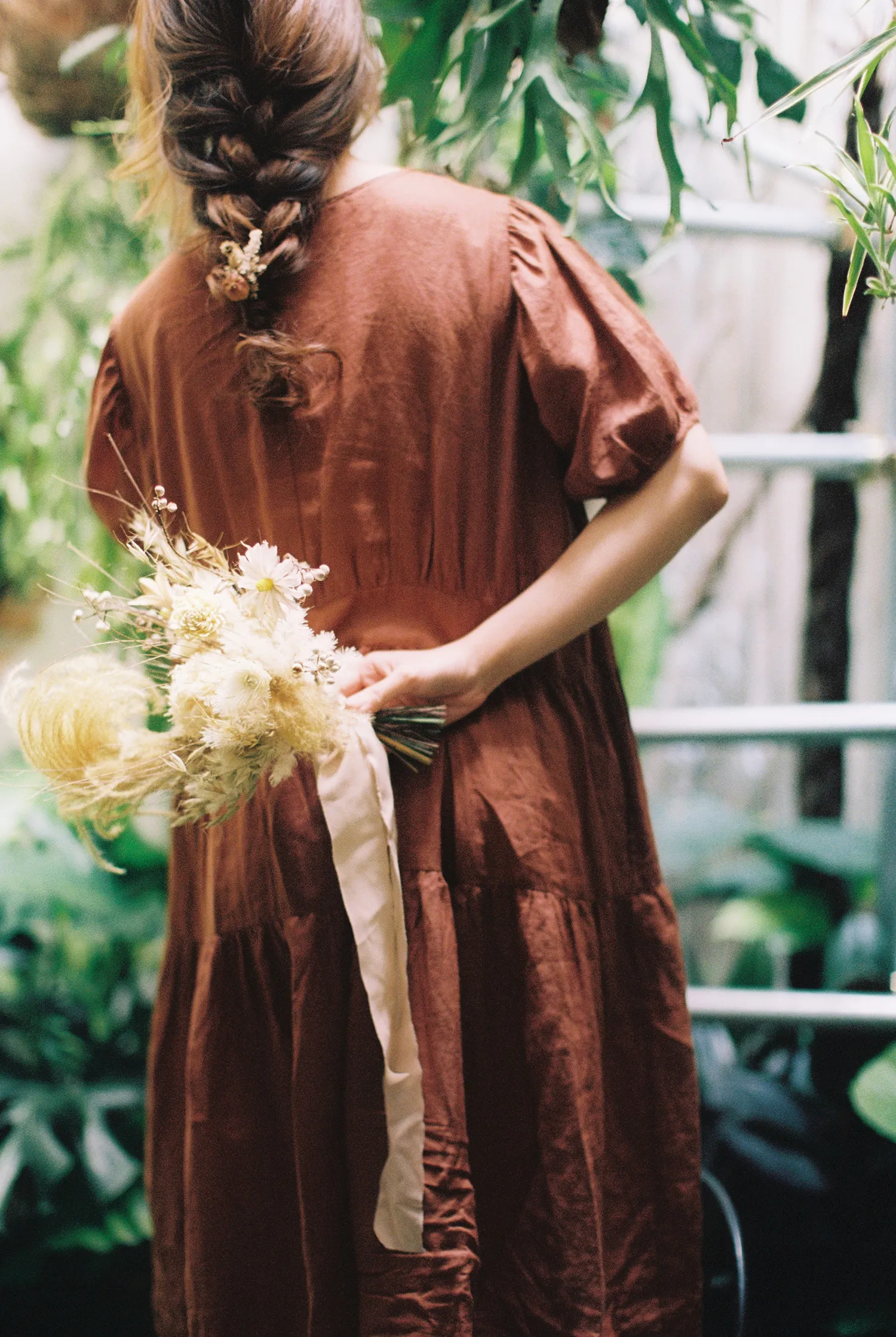 Sanren Studio. Bridal portraits in Batu Pahat. theweddingnotebook.com