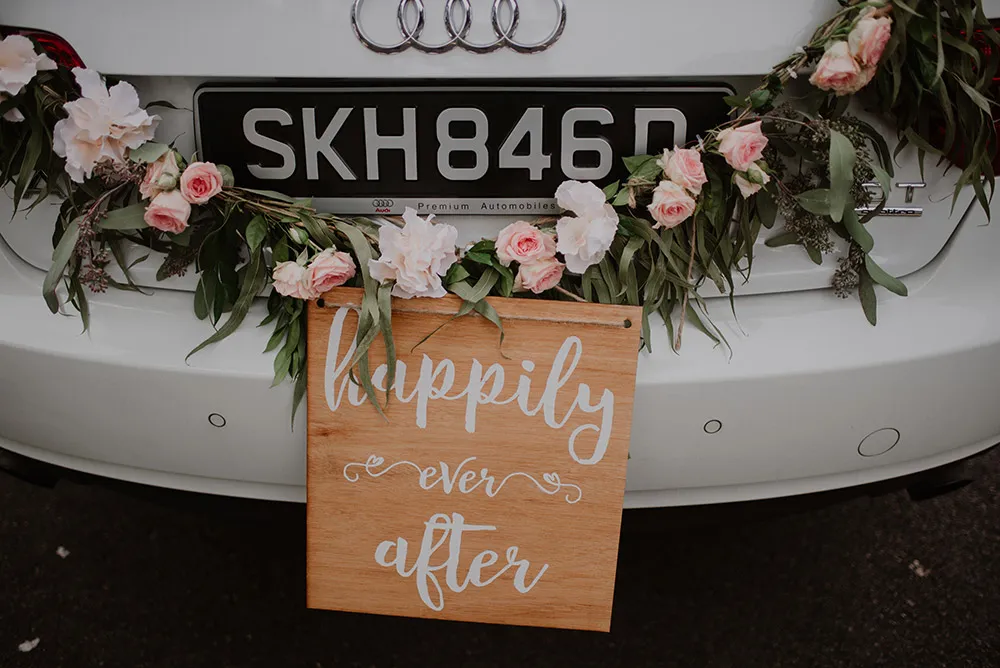 Photo by Bloc Memoire Photography. theweddingnotebook.com