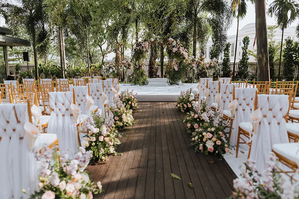 Munkeat Photography. theweddingnotebook.com