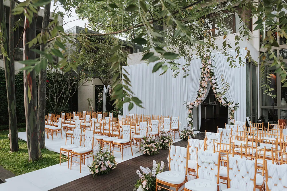 Munkeat Photography. theweddingnotebook.com