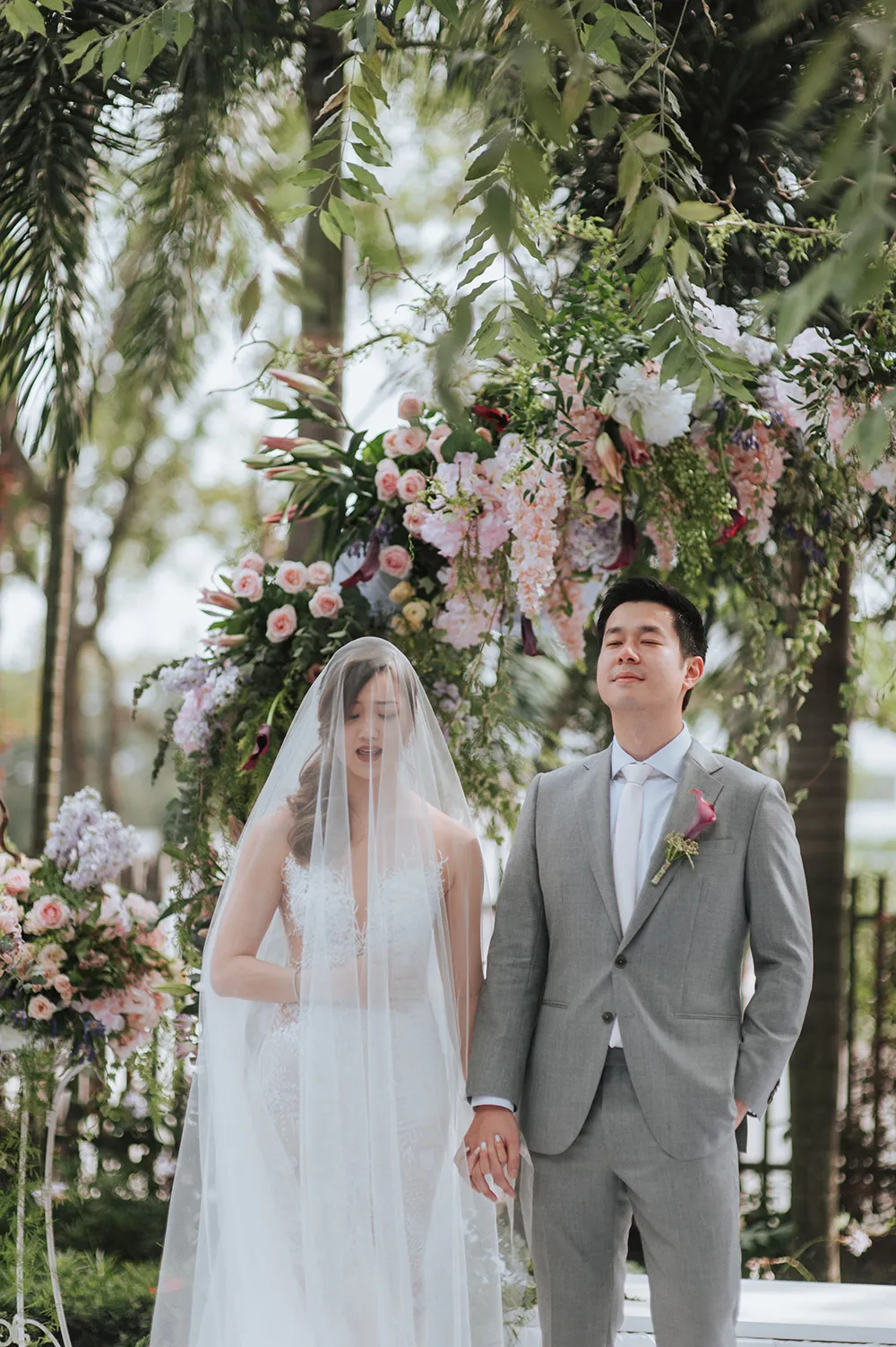 Munkeat Photography. theweddingnotebook.com