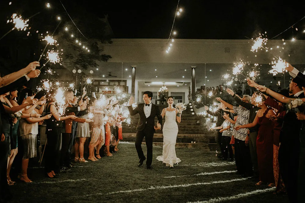 Photo by Iluminen. theweddingnotebook.com