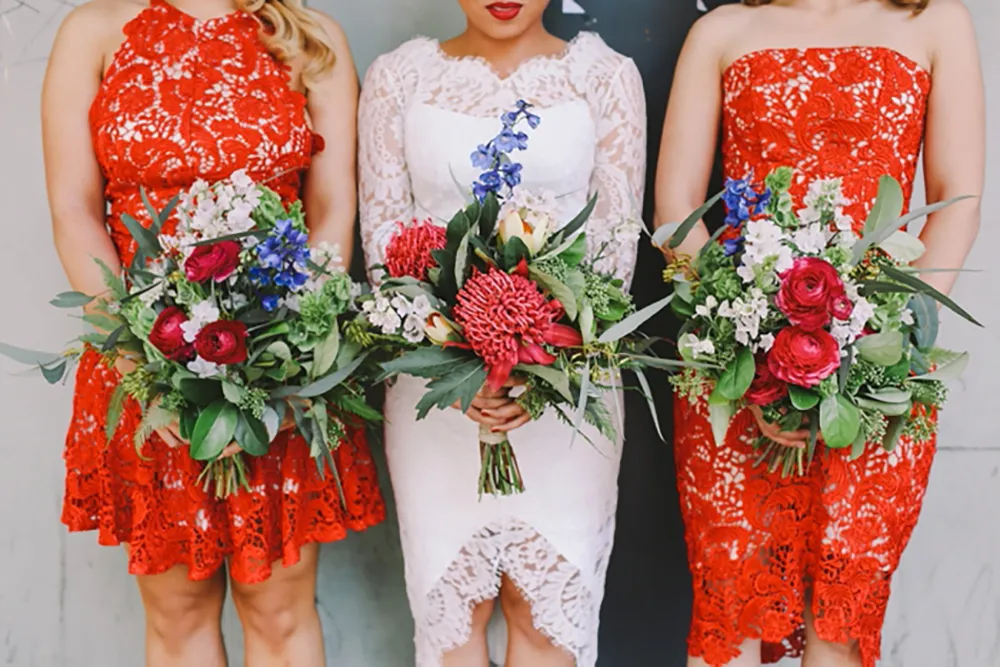 Photo by Lara Hotz Photography. theweddingnotebook.com