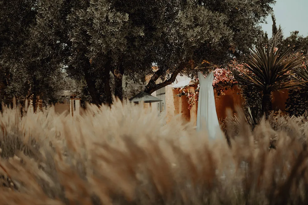 Photo by ProudRad. theweddingnotebook.com