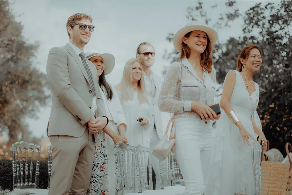 Photo by ProudRad. theweddingnotebook.com