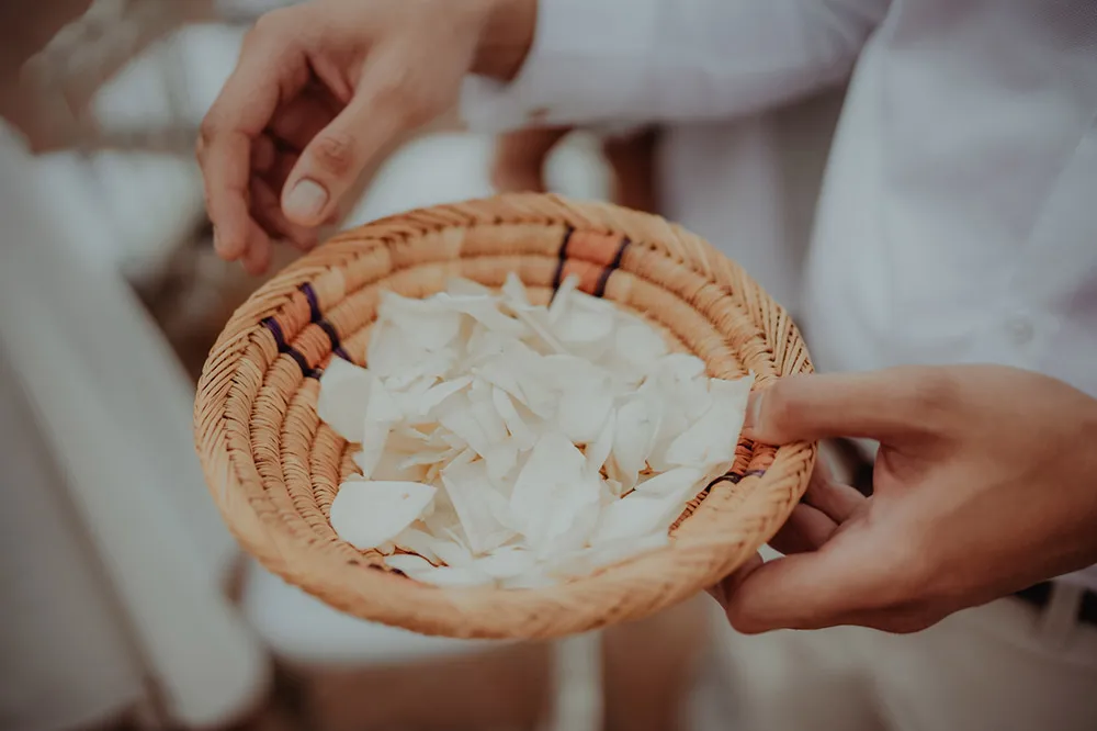 Photo by ProudRad. theweddingnotebook.com