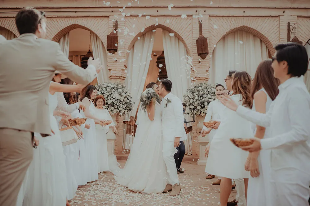 Photo by ProudRad. theweddingnotebook.com