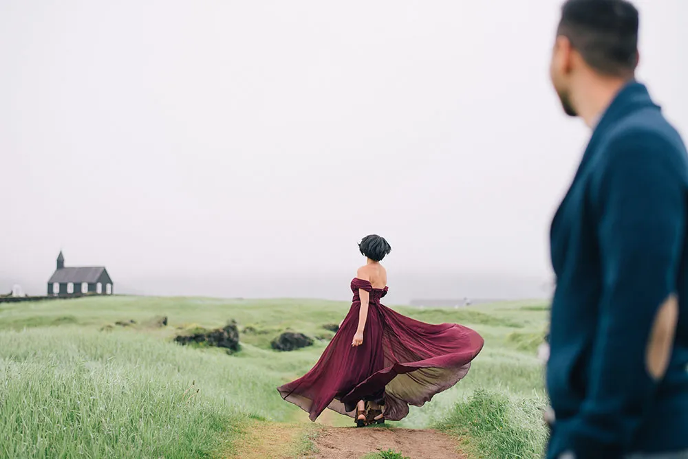 Photo by Ben Yew Photography. theweddingnotebook.com