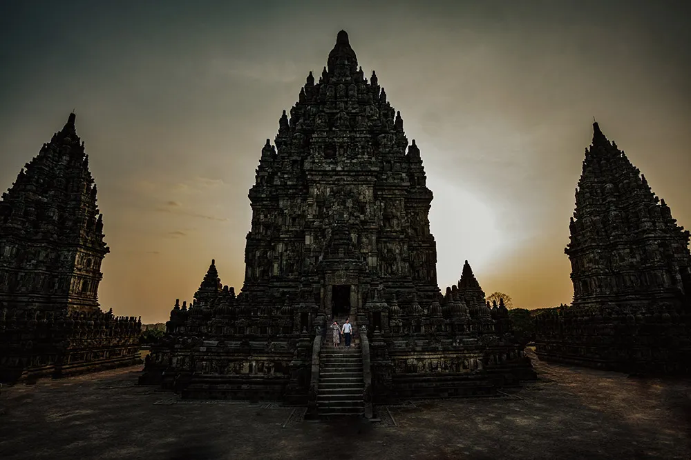 Photo by Superpanda Presents. theweddingnotebook.com