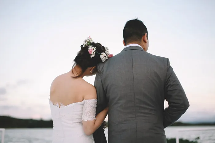 Photo by Erwin Leyros Photography. theweddingnotebook.com