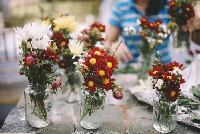Photo by Erwin Leyros Photography. theweddingnotebook.com