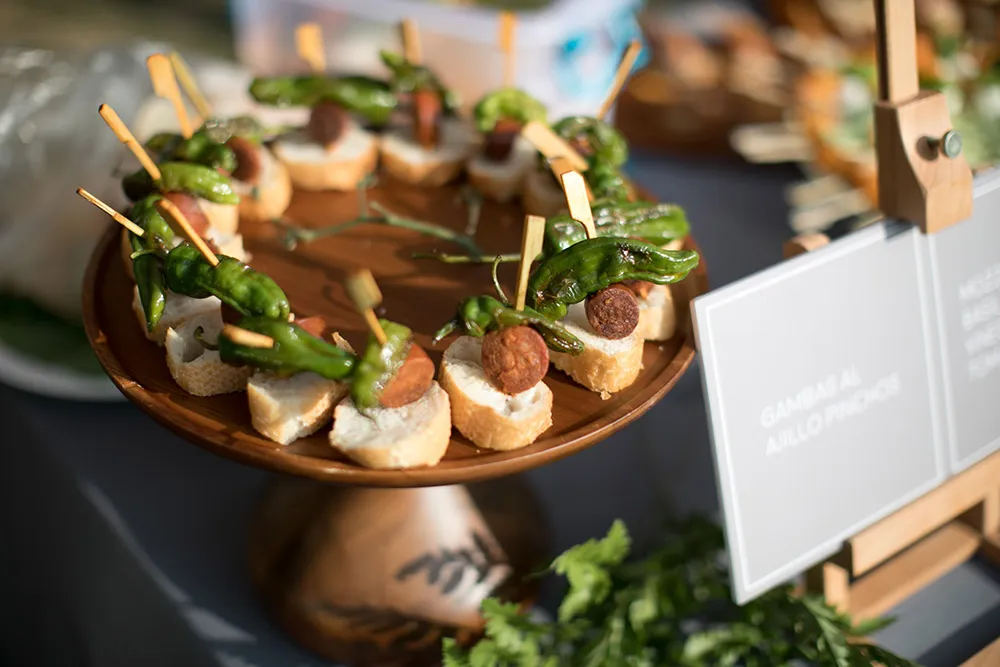 Photo by Mary Ann Photography. theweddingnotebook.com