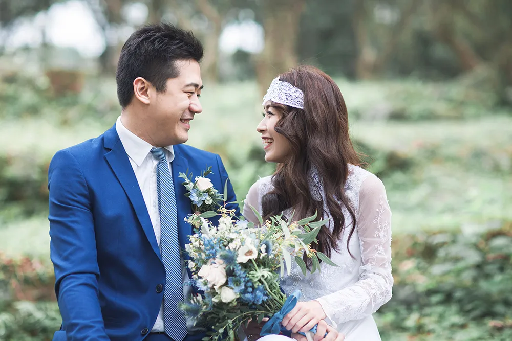 Photo by Lukas Chan Photo Lab. theweddingnotebook.com