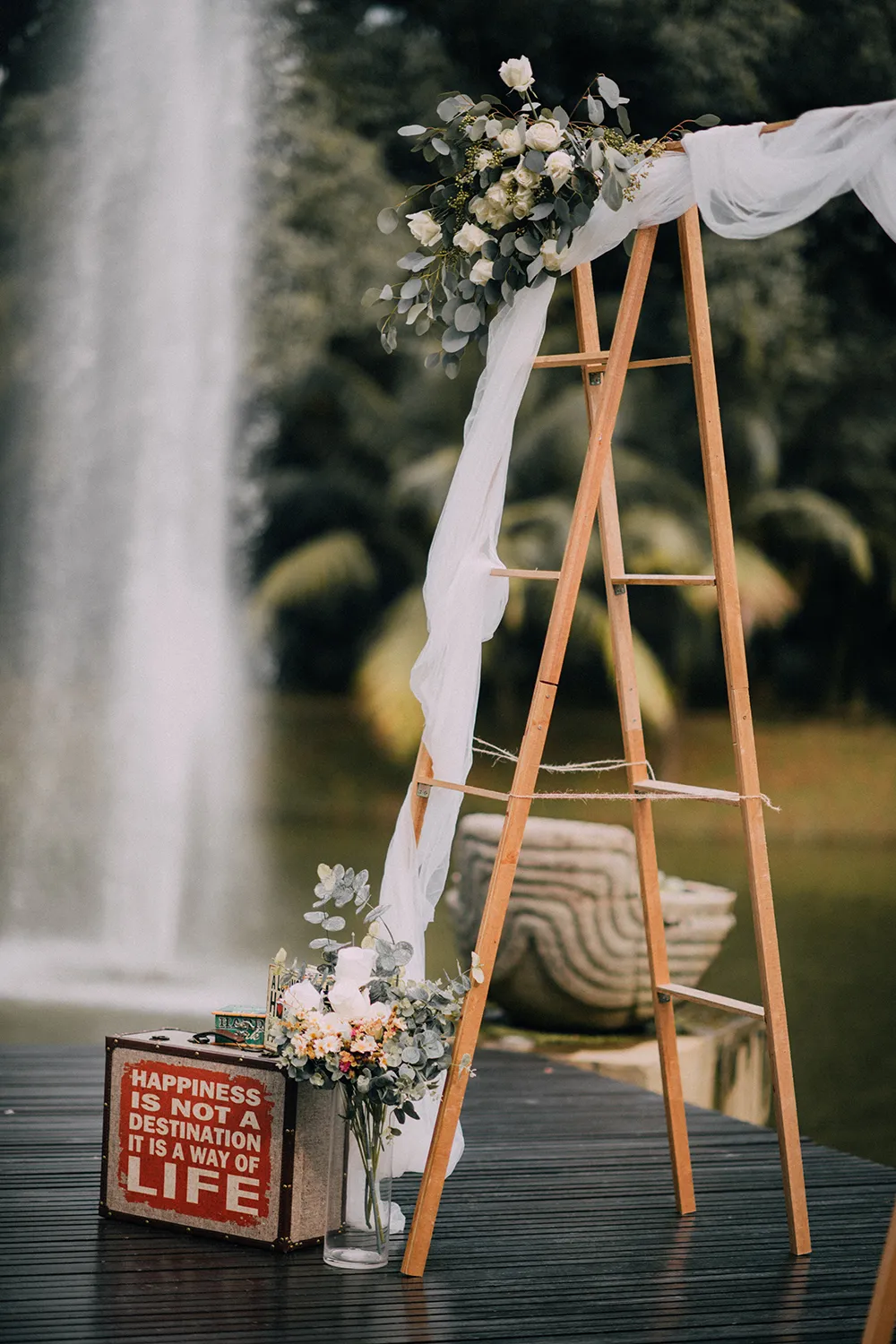 Photo by Anson Photography. theweddingnotebook.com