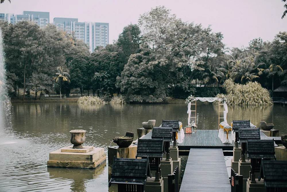 Photo by Anson Photography. theweddingnotebook.com