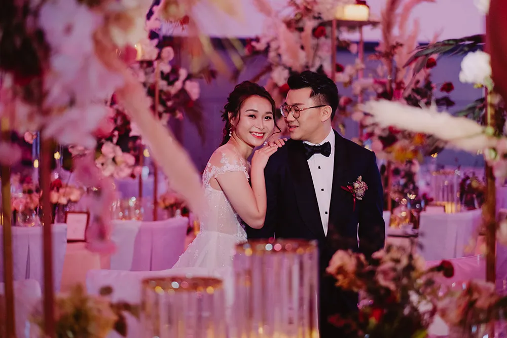 Photo by Chong Yee Photography. theweddingnotebook.com