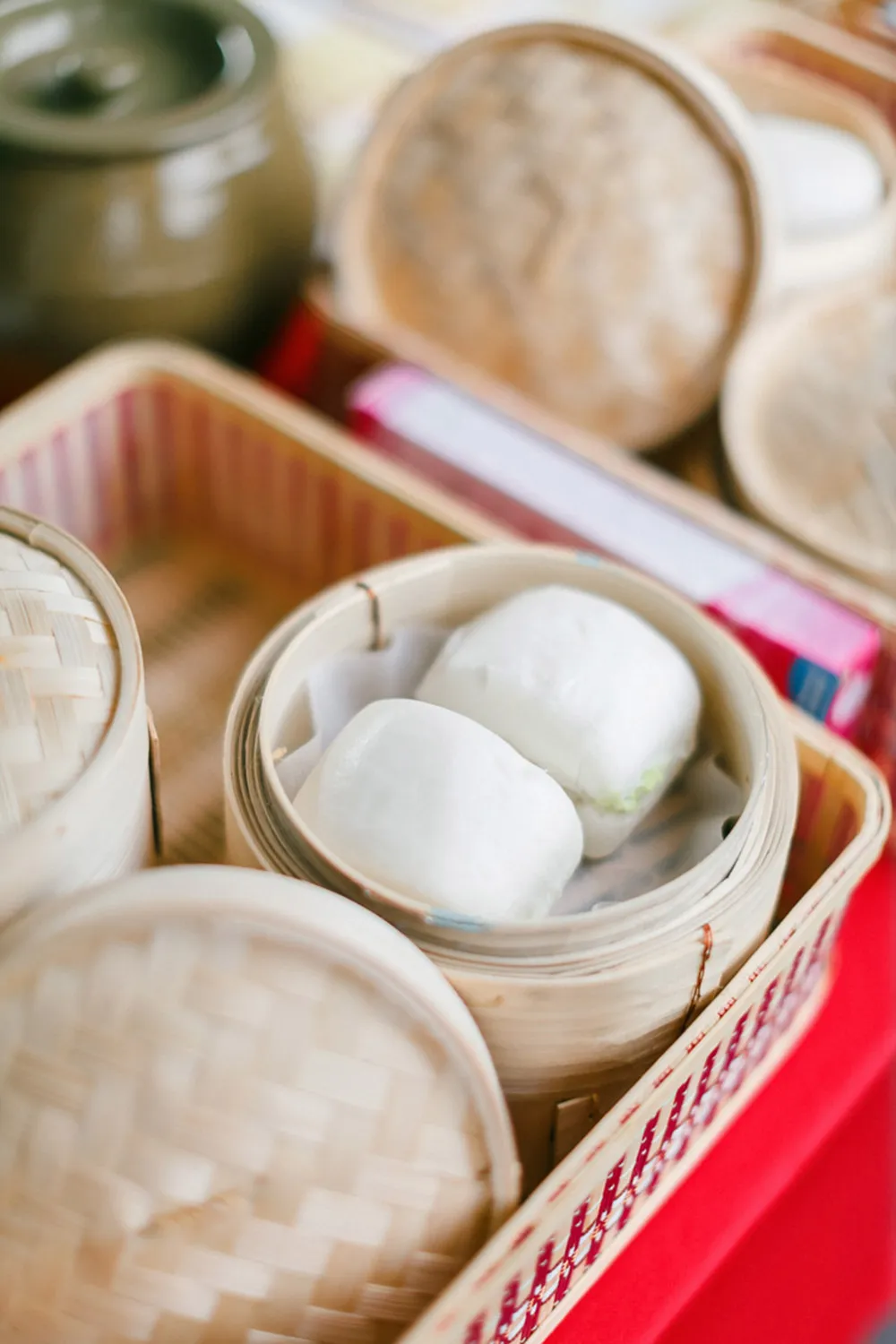 Photo by Wefreeze Photography. theweddingnotebook.com