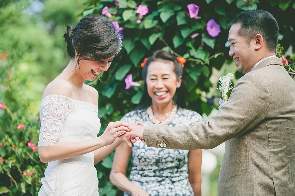 Daren Chong Photography. theweddingnotebook.com