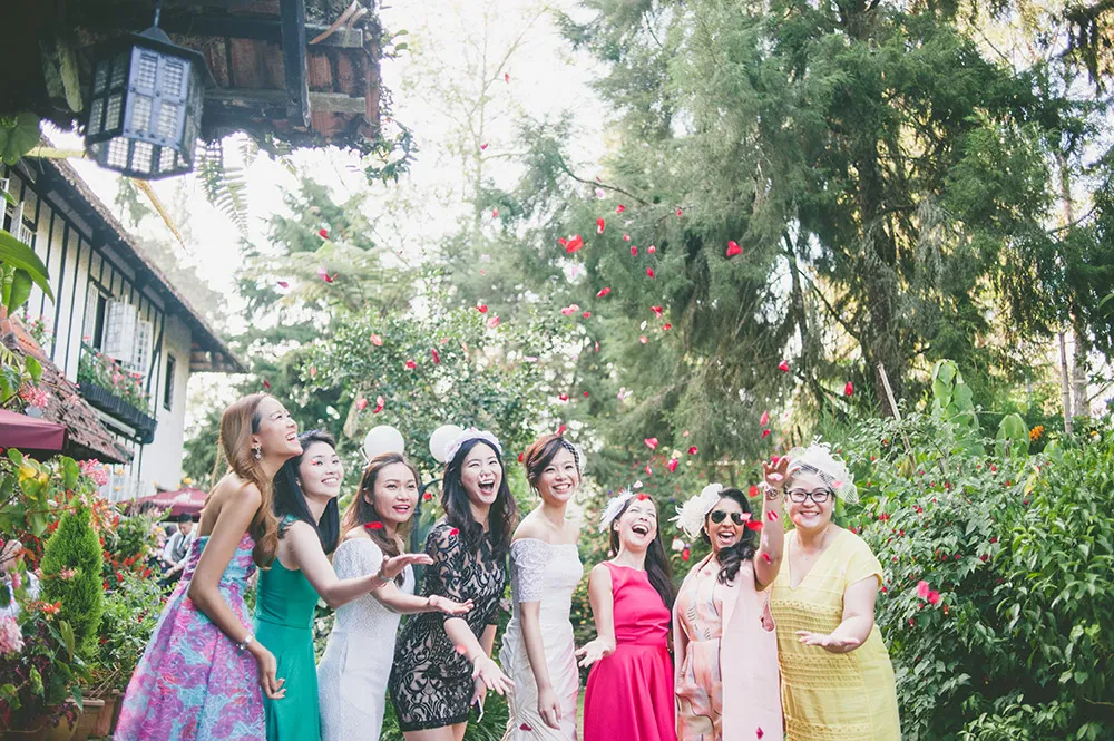 Daren Chong Photography. theweddingnotebook.com