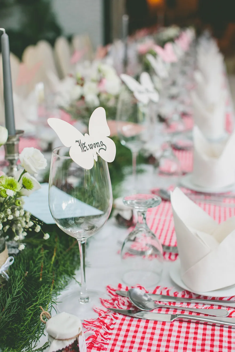 Daren Chong Photography. theweddingnotebook.com