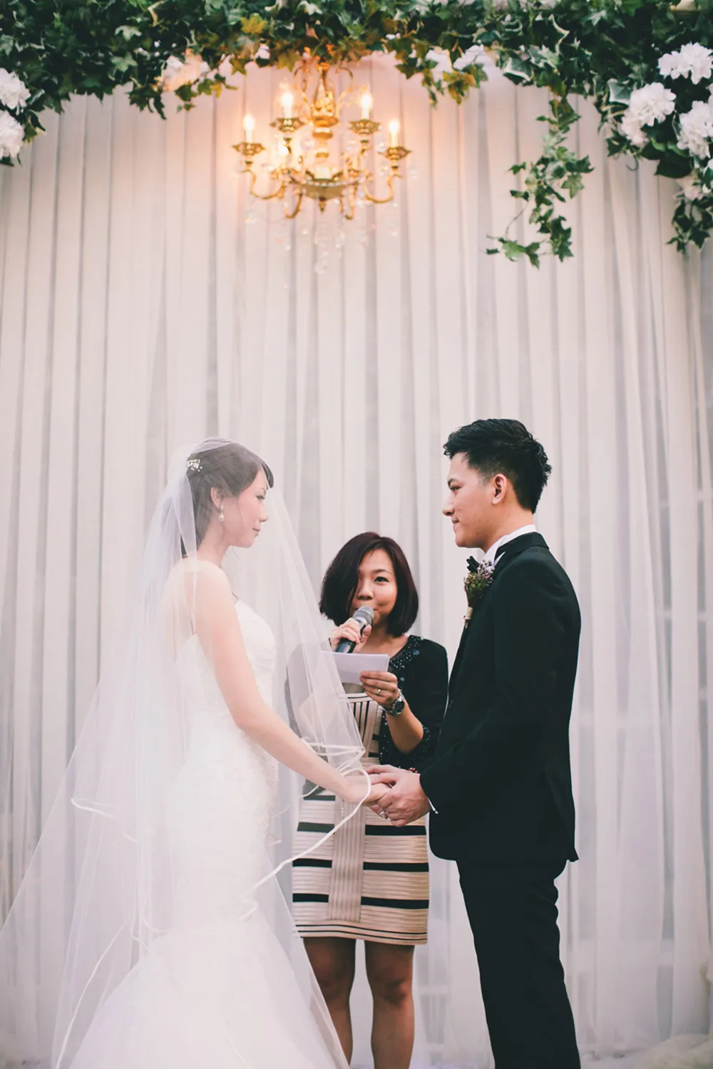 Photo by Iyao Photography. theweddingnotebook.com