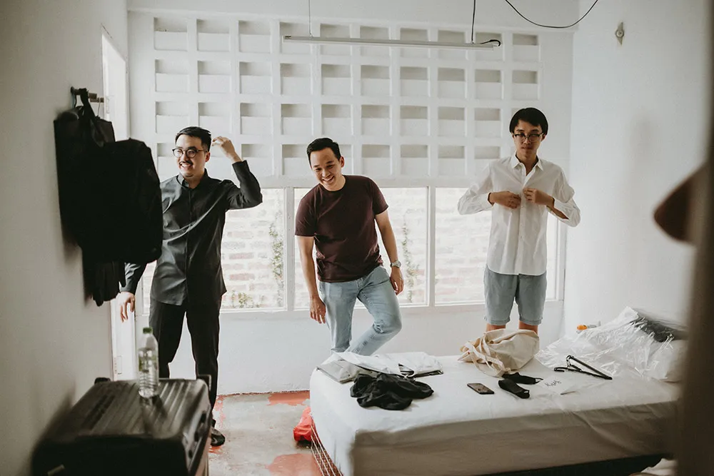 Photo by Trees On The Moon. theweddingnotebook.com