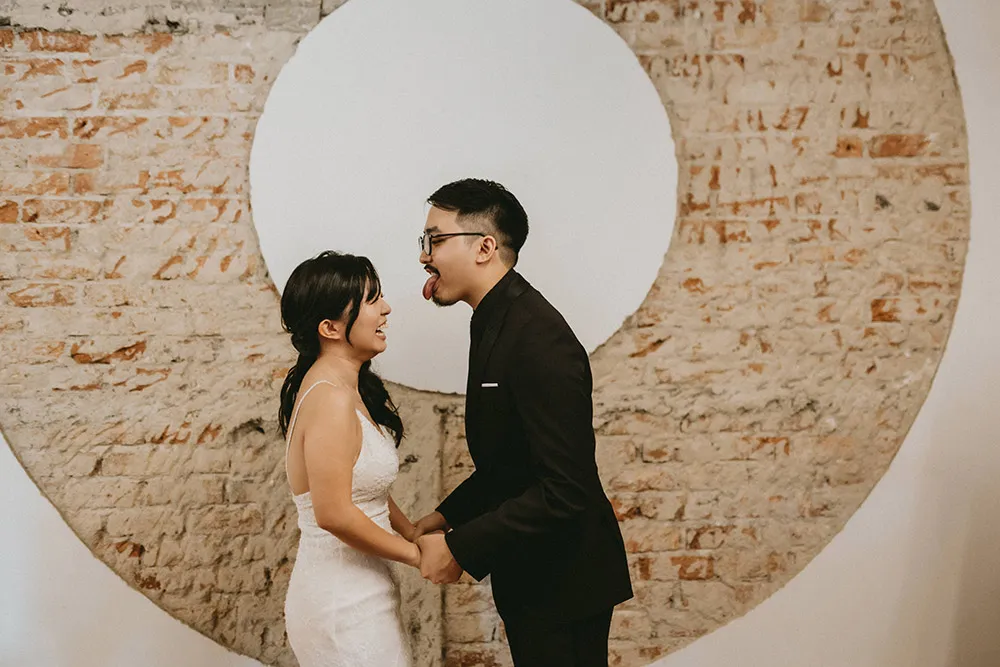 Photo by Trees On The Moon. theweddingnotebook.com