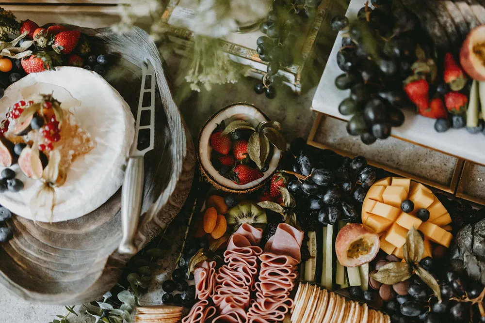 Photo by Trees On The Moon. theweddingnotebook.com