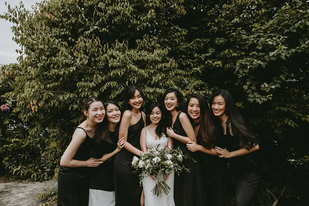 Photo by Trees On The Moon. theweddingnotebook.com